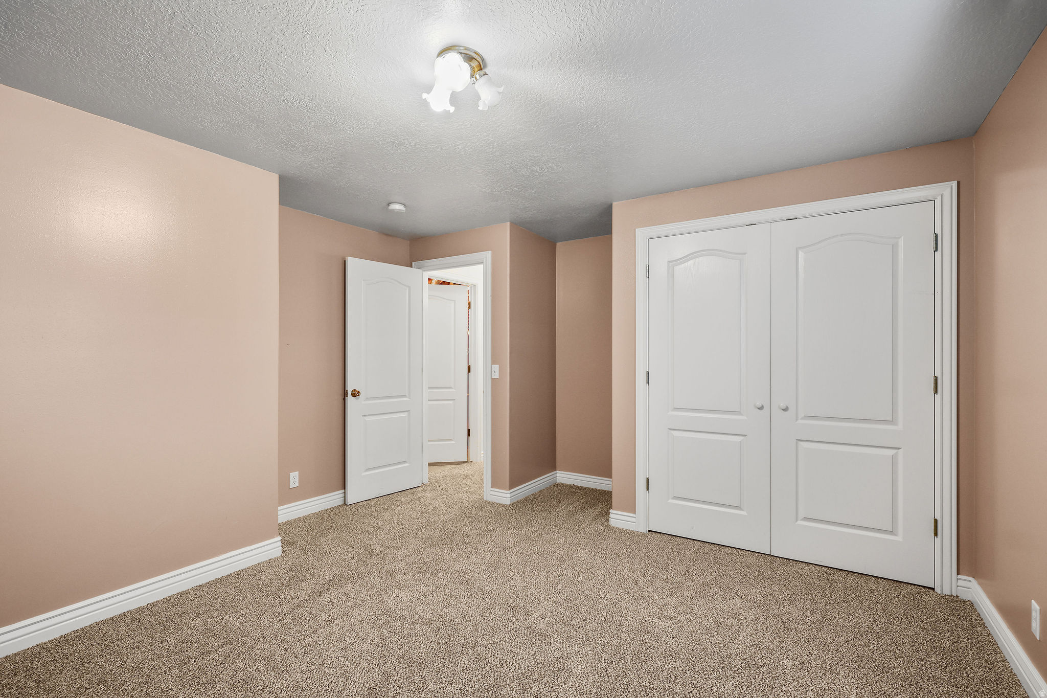 APPLE HILL - Residential