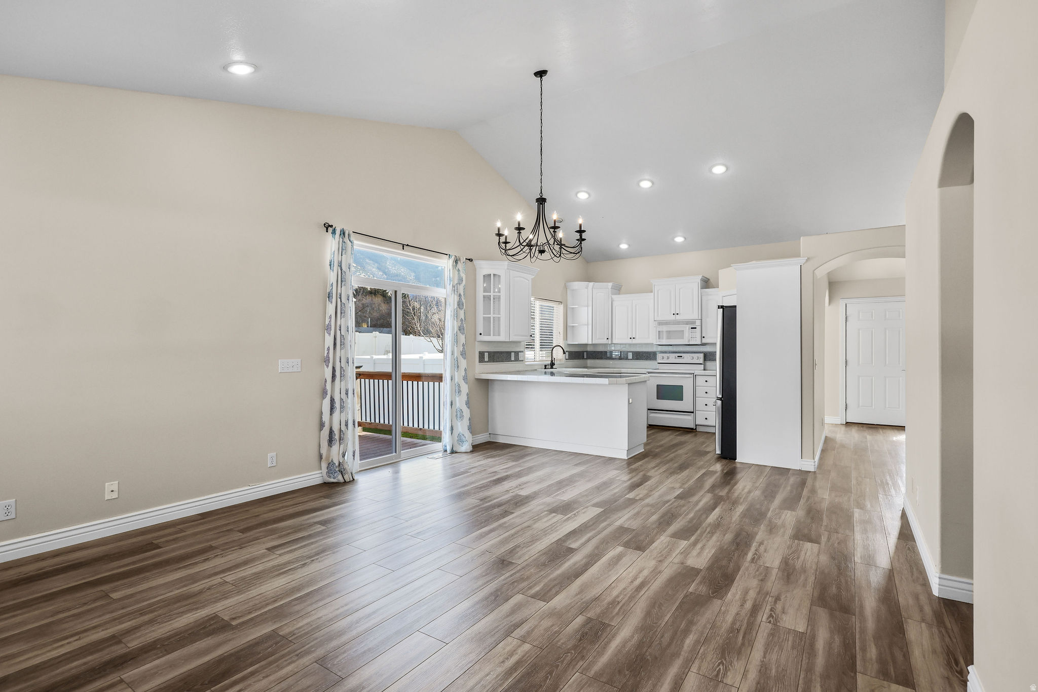 APPLE HILL - Residential