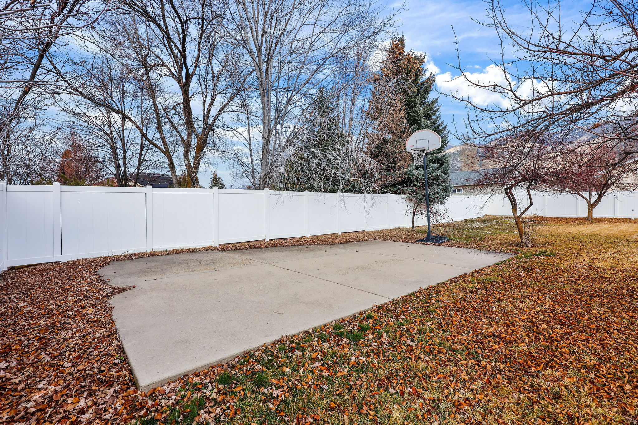 APPLE HILL - Residential