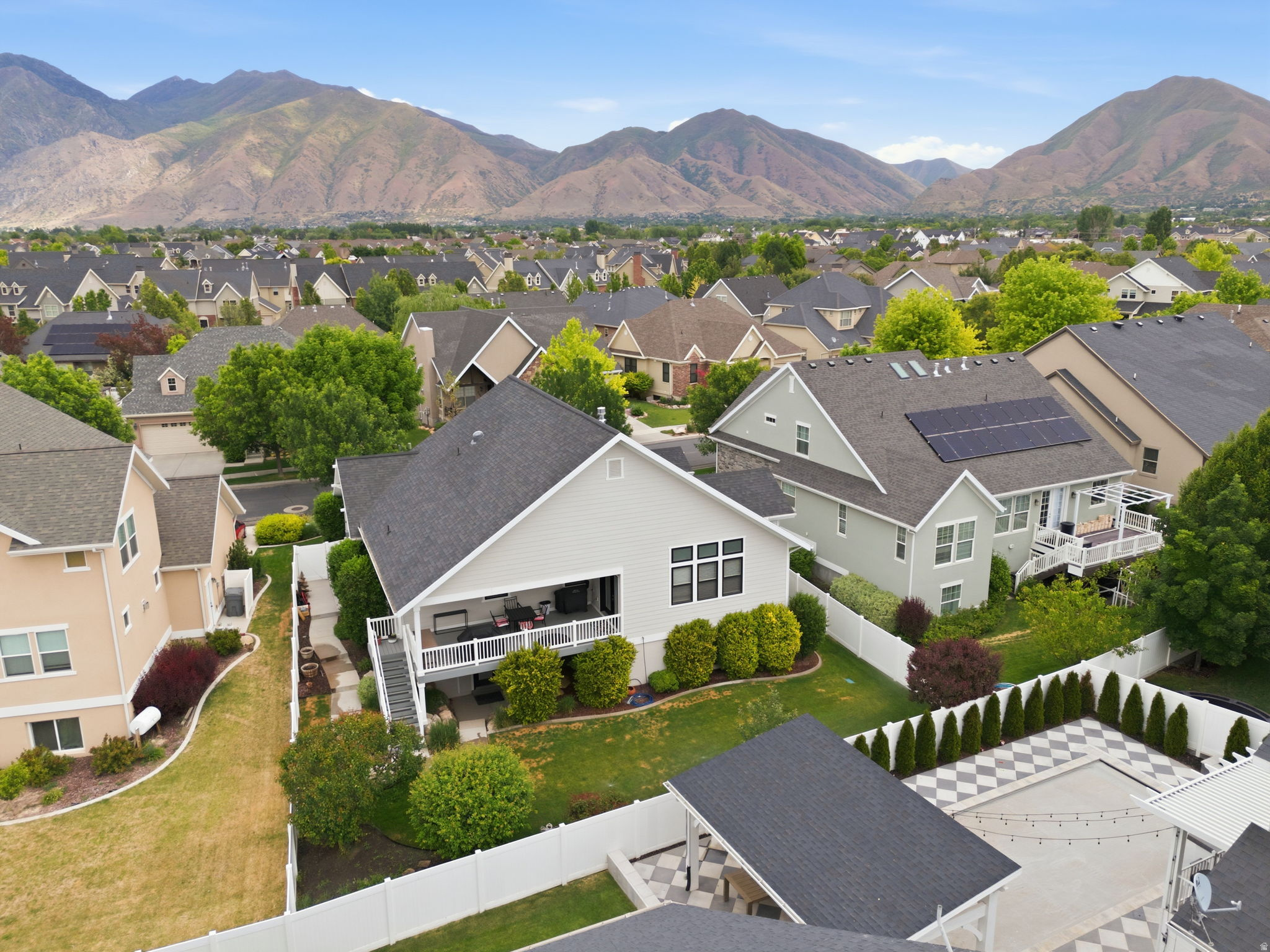 HARVEST PARK - Residential