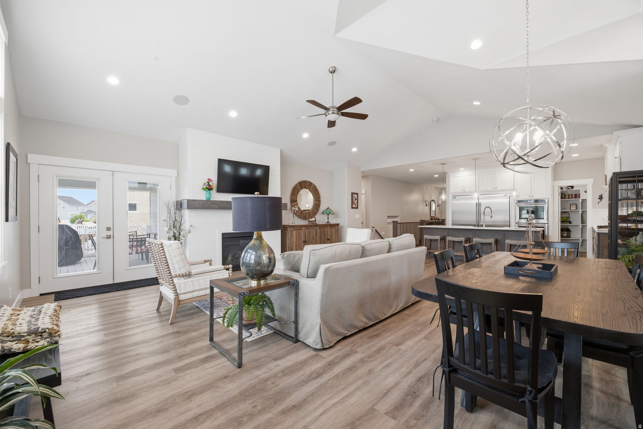 HARVEST PARK - Residential