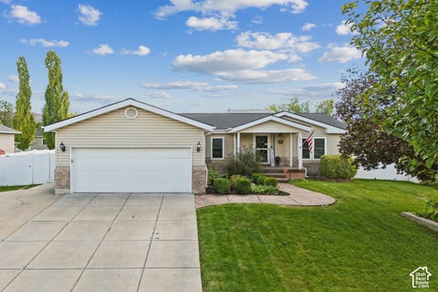 Photo of 1007 W 1300 S, Woods Cross, UT 84087 (MLS # 2191386)