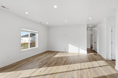 Tiny photo for 697 W 20 N, Hyrum, UT 84319 (MLS # 2172879)