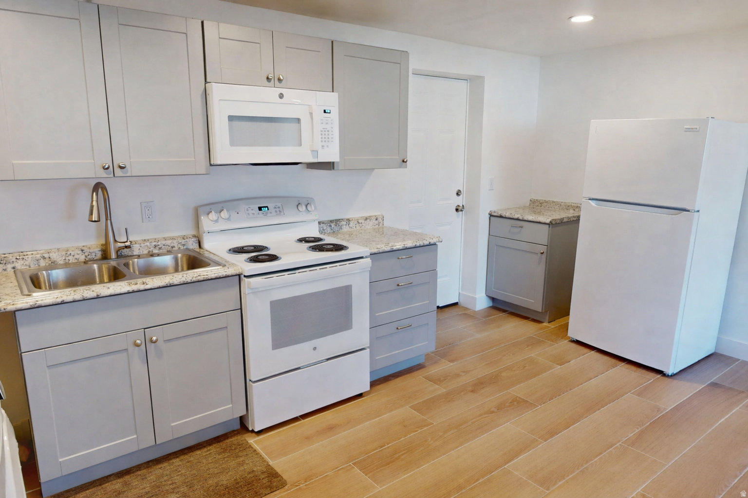 MEADOWS - Residential