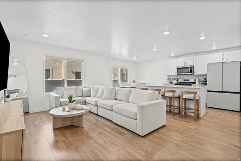 Townhouse For Sale - 1567 E 690<br/> Salem, UT 84653