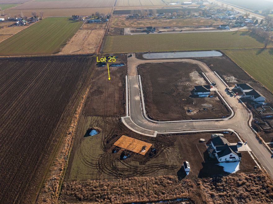 Building lots are now available in this beautiful new Elwood subdivision! Each lot includes gas, power, and sewer stubbed to the property, along with sidewalks, curb, and gutter. The community will feature a brand-new park with a playground and a bowery-perfect for gatherings and outdoor fun. Choose your lot today and start building your dream home!