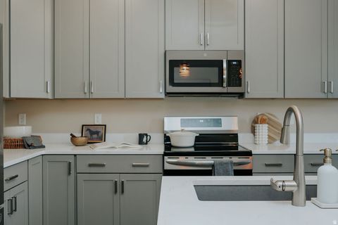 Tiny photo for 14603 S PEBBLE ROSE DR, Herriman, UT 84096 (MLS # 2171301)