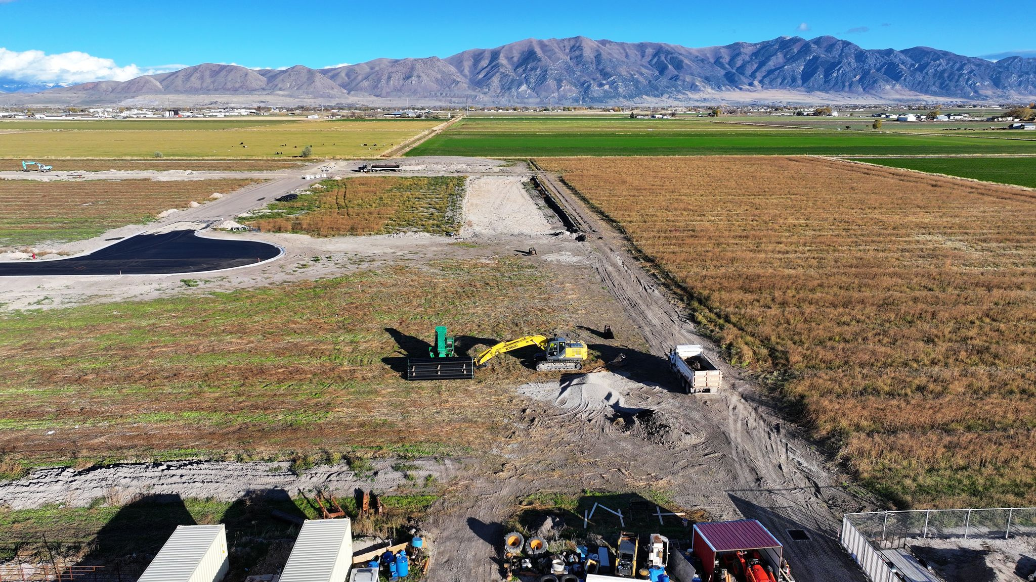 BECKAMS EDGE PHASE 5 - Land