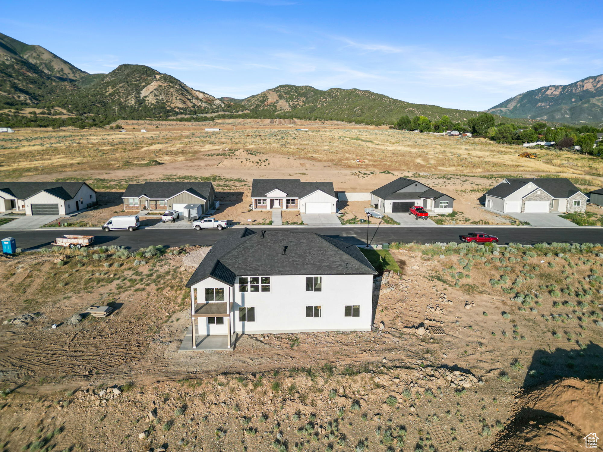 NORTH RIDGE ESTATES - Residential