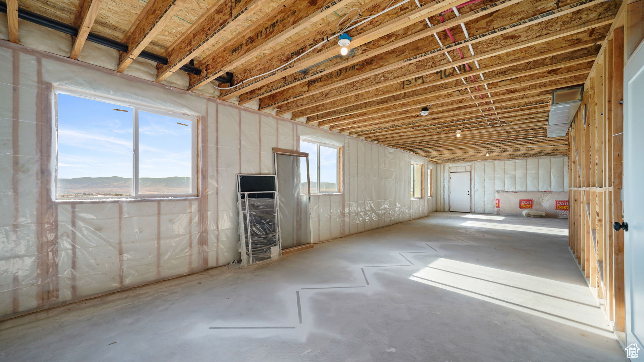 NORTH RIDGE ESTATES - Residential