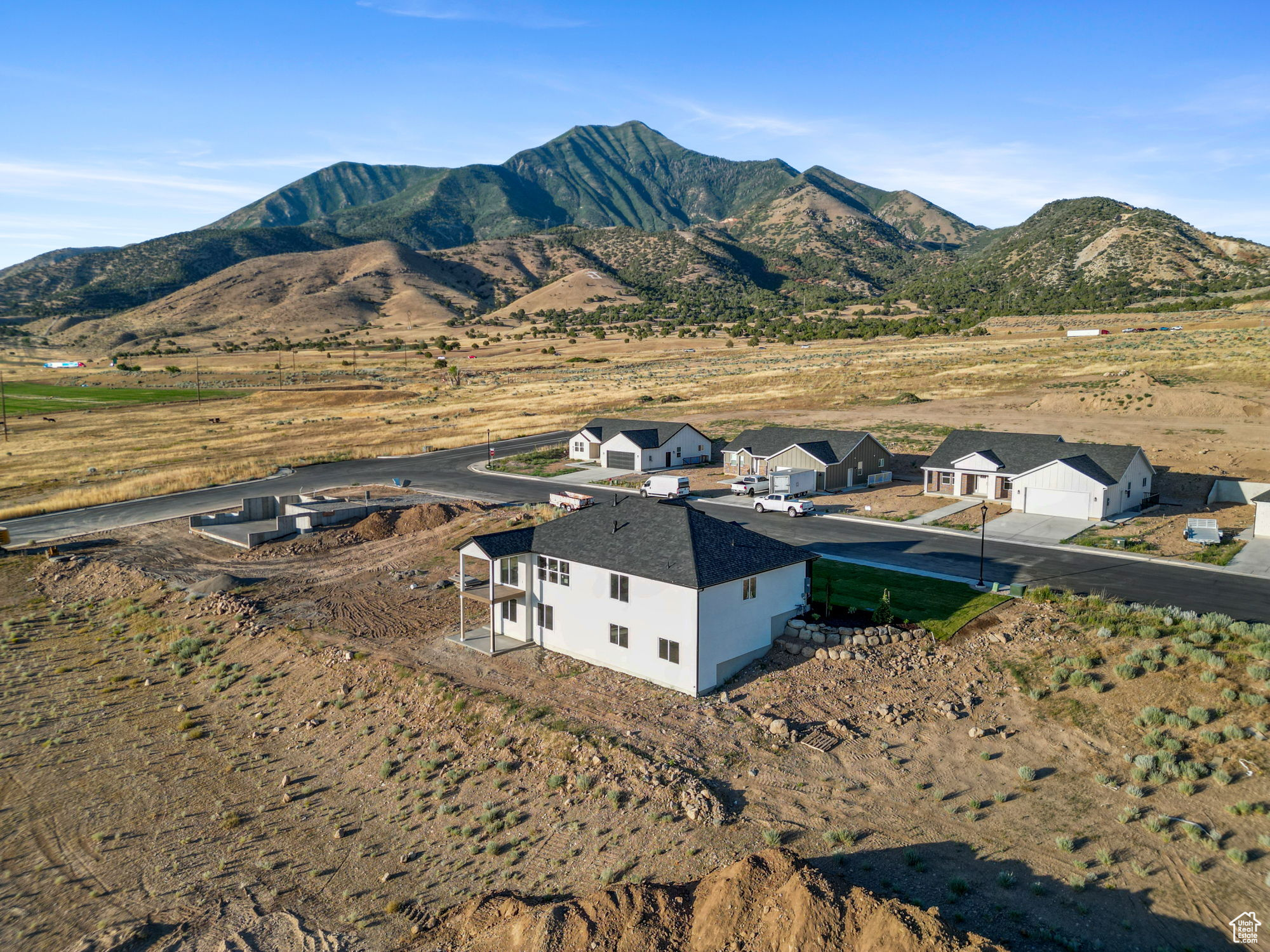 NORTH RIDGE ESTATES - Residential
