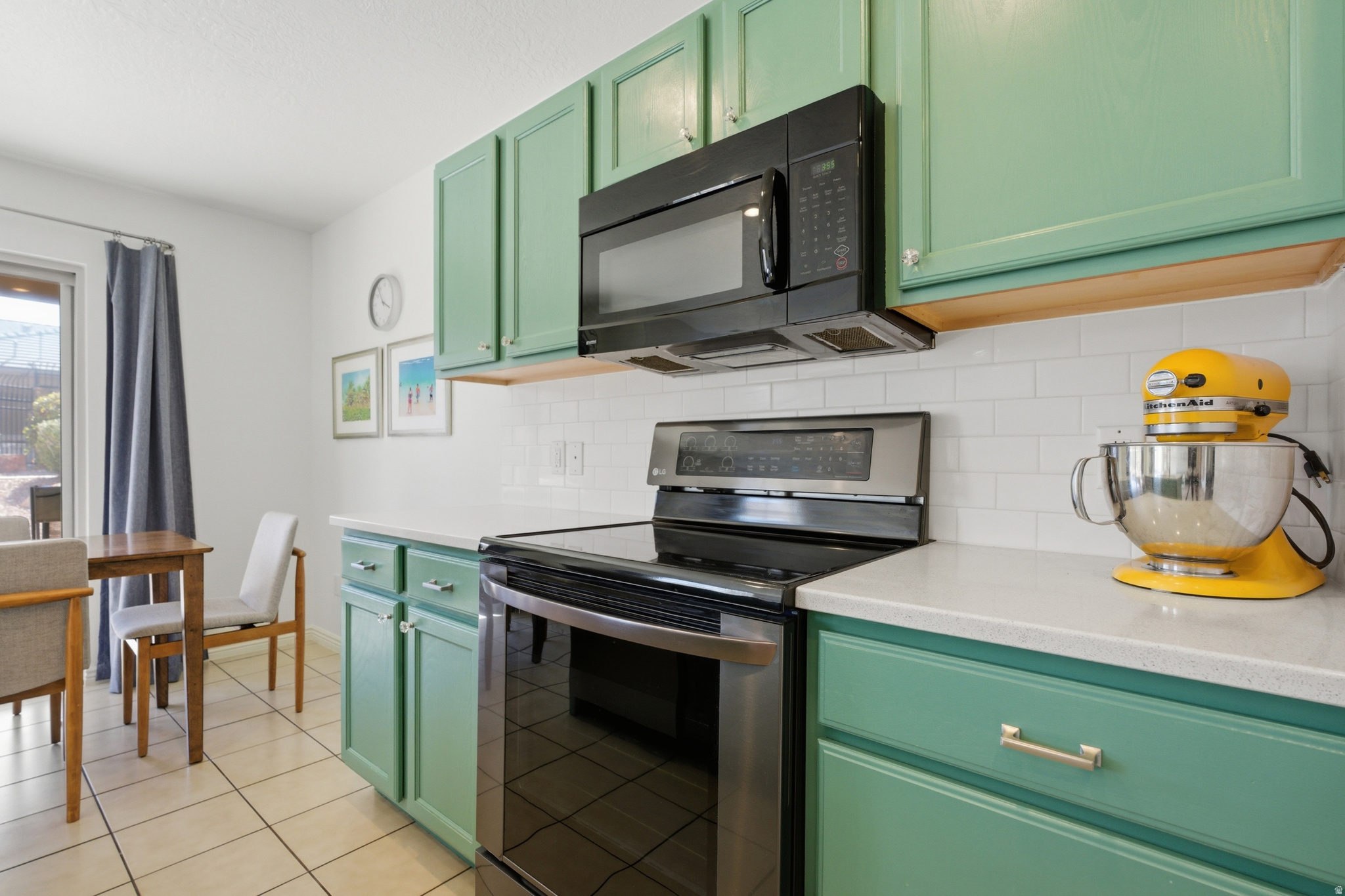 HIDDEN VALLEY TOWN HOMES PUD PH 1 - Residential