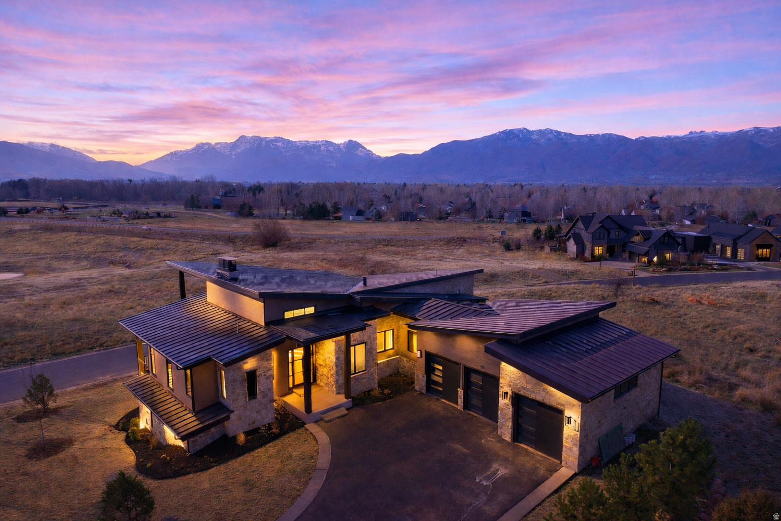 RED LEDGES - Residential