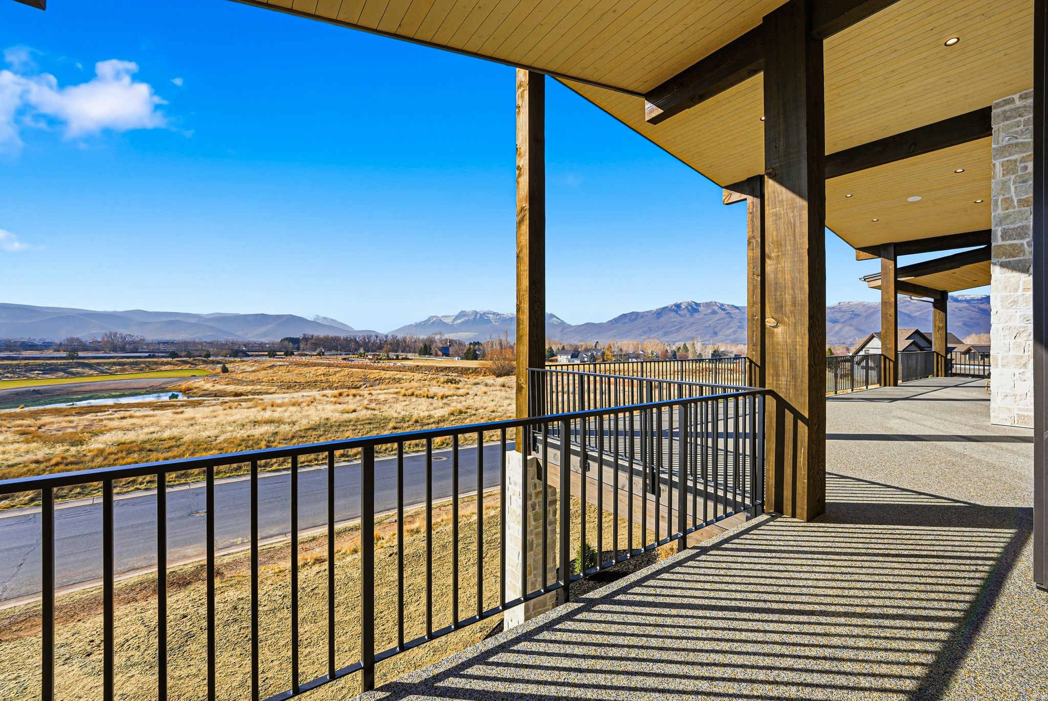 RED LEDGES - Residential