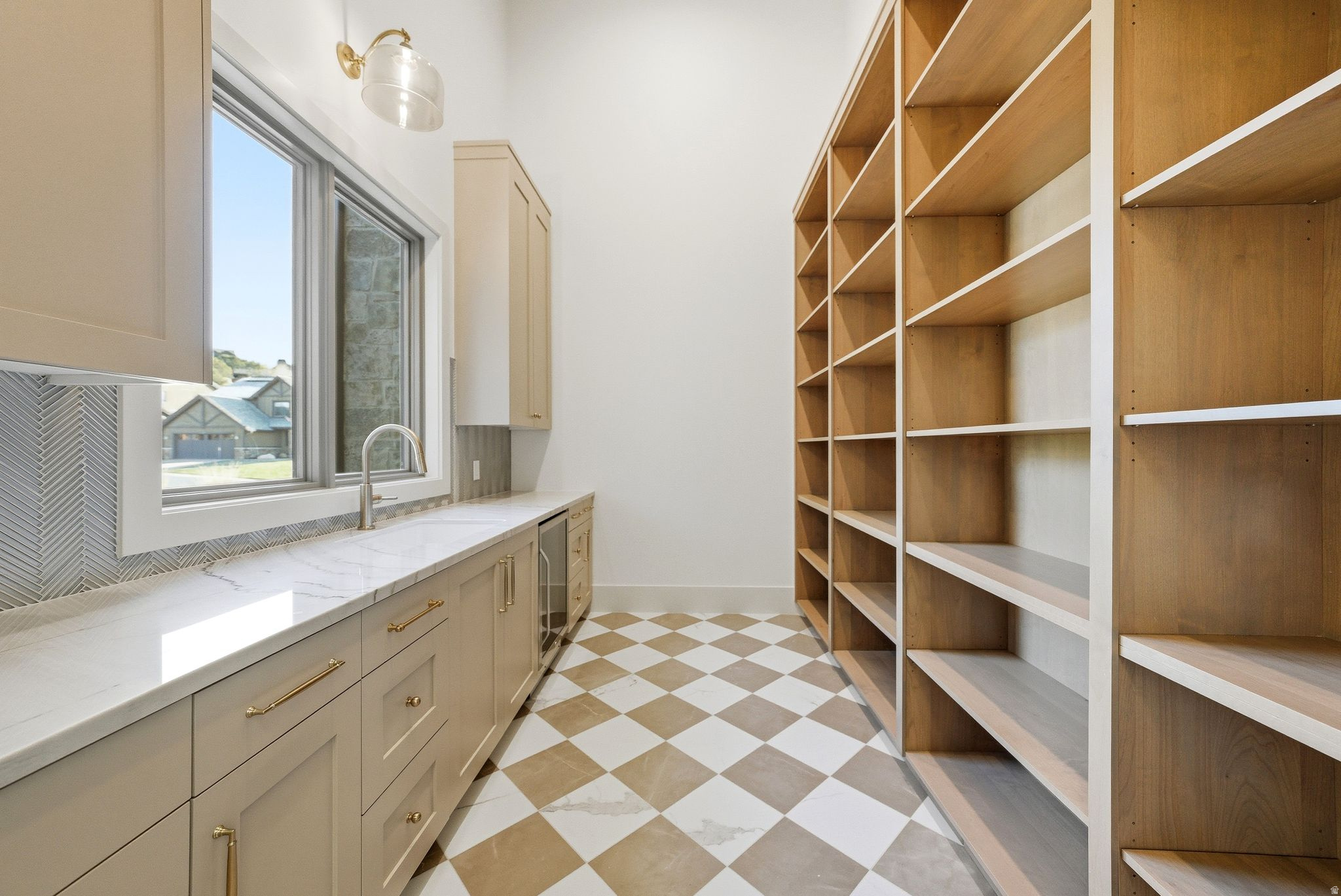 RED LEDGES - Residential