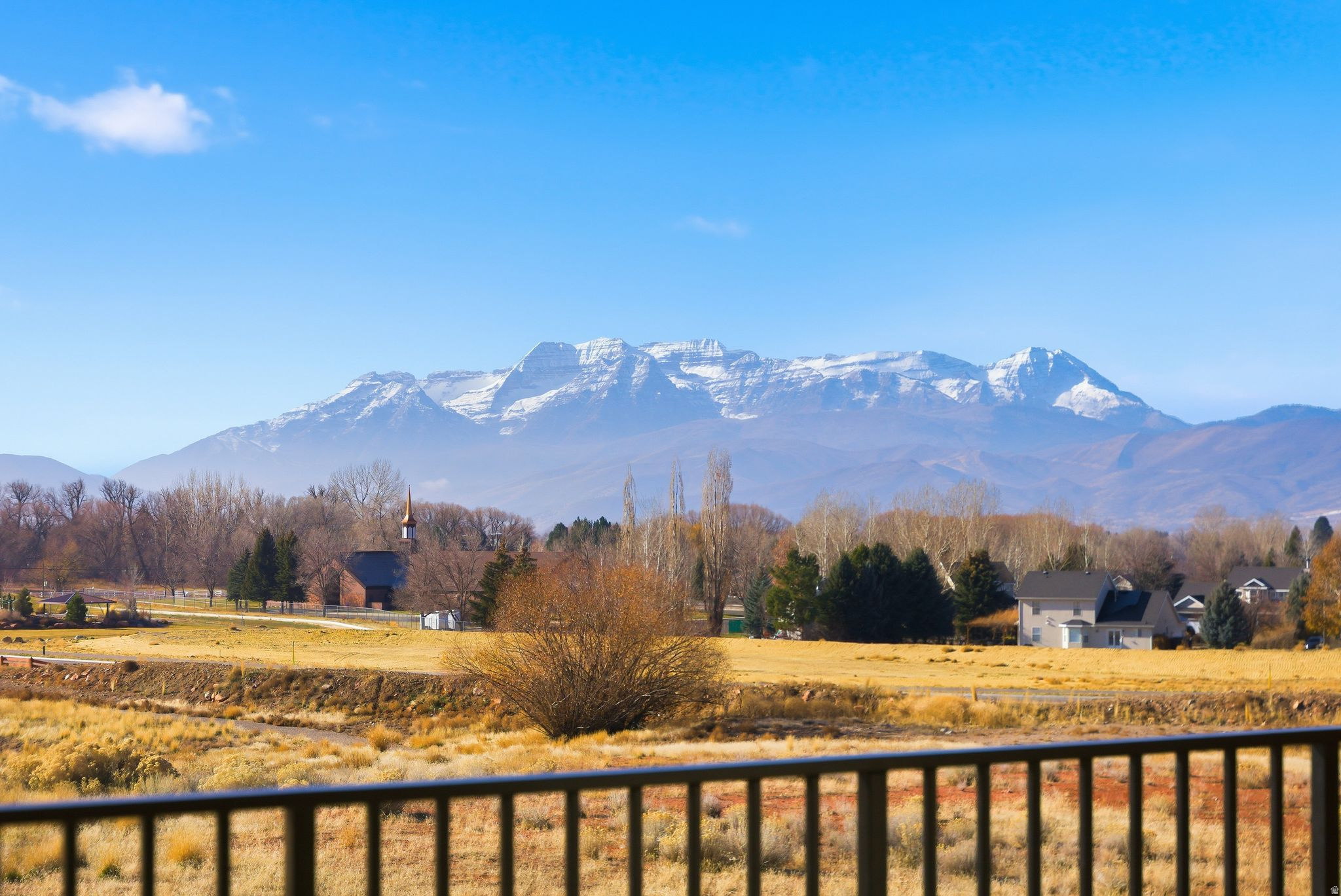 RED LEDGES - Residential
