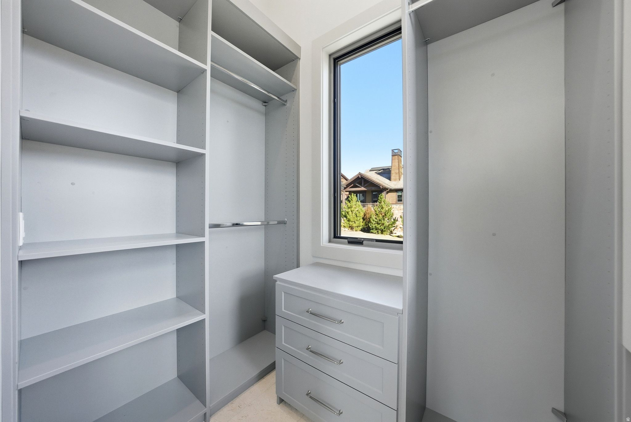 RED LEDGES - Residential