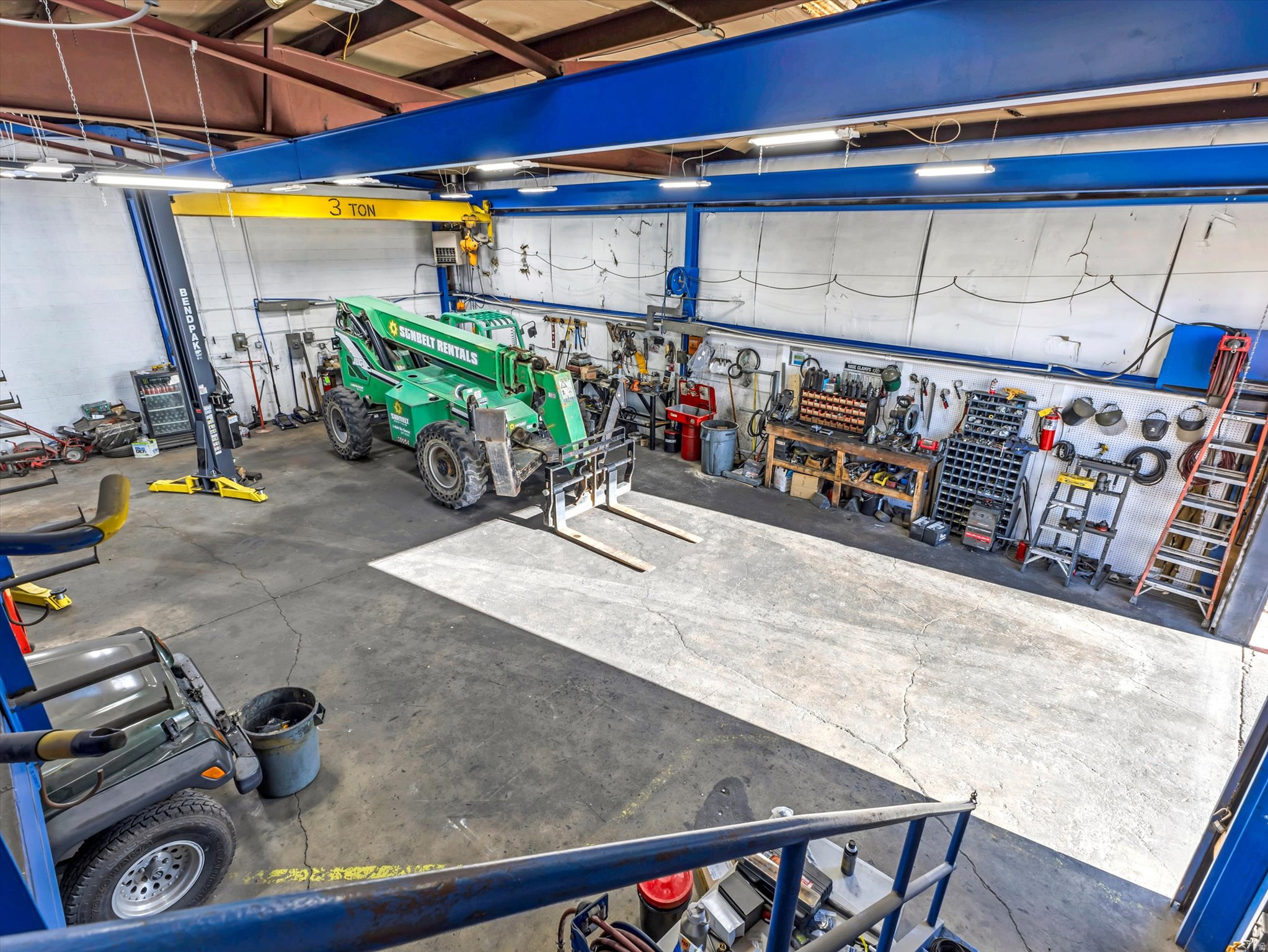 PLAT A BIG FIELD SUR - Commercial Sale