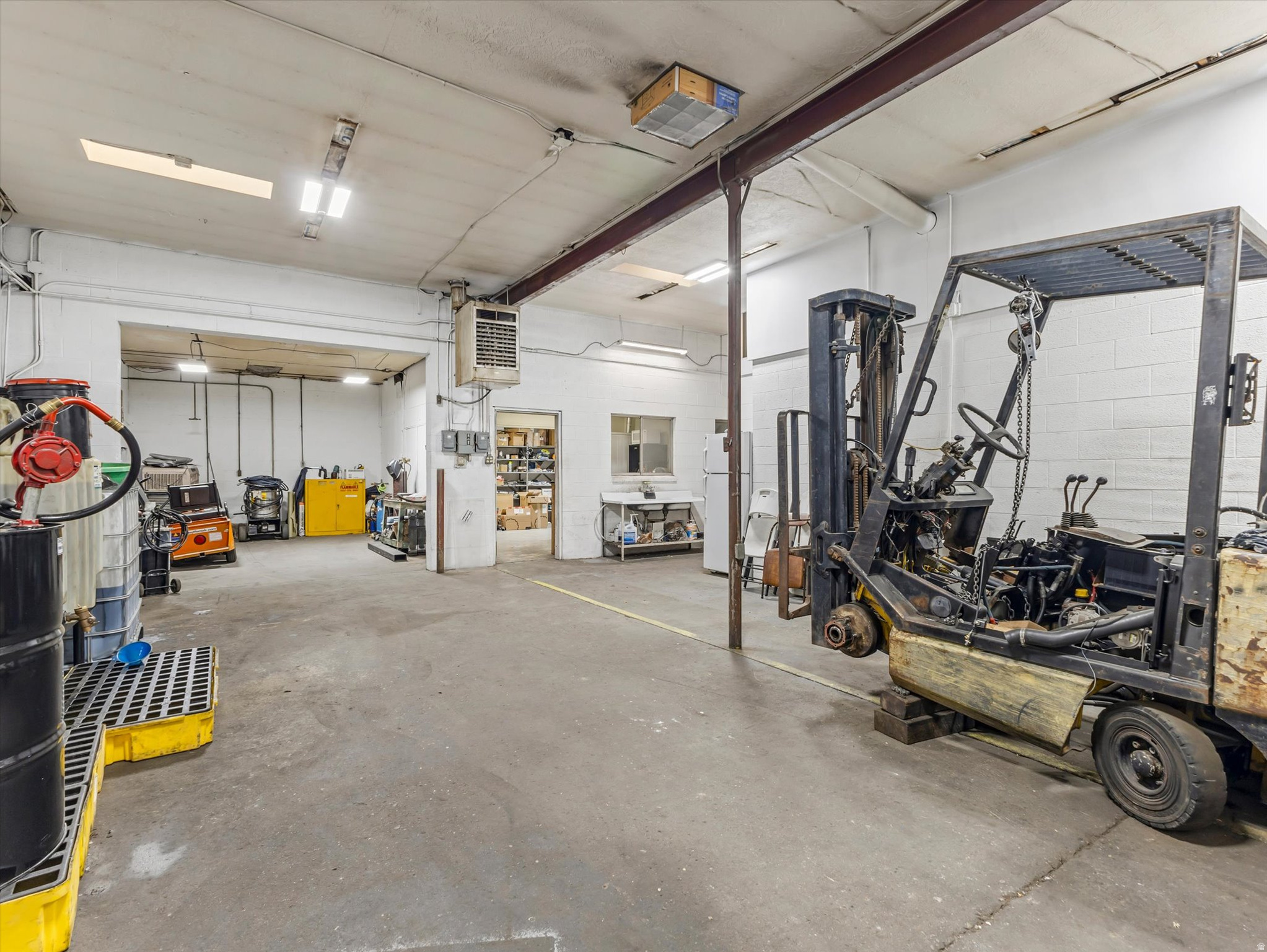 PLAT A BIG FIELD SUR - Commercial Sale