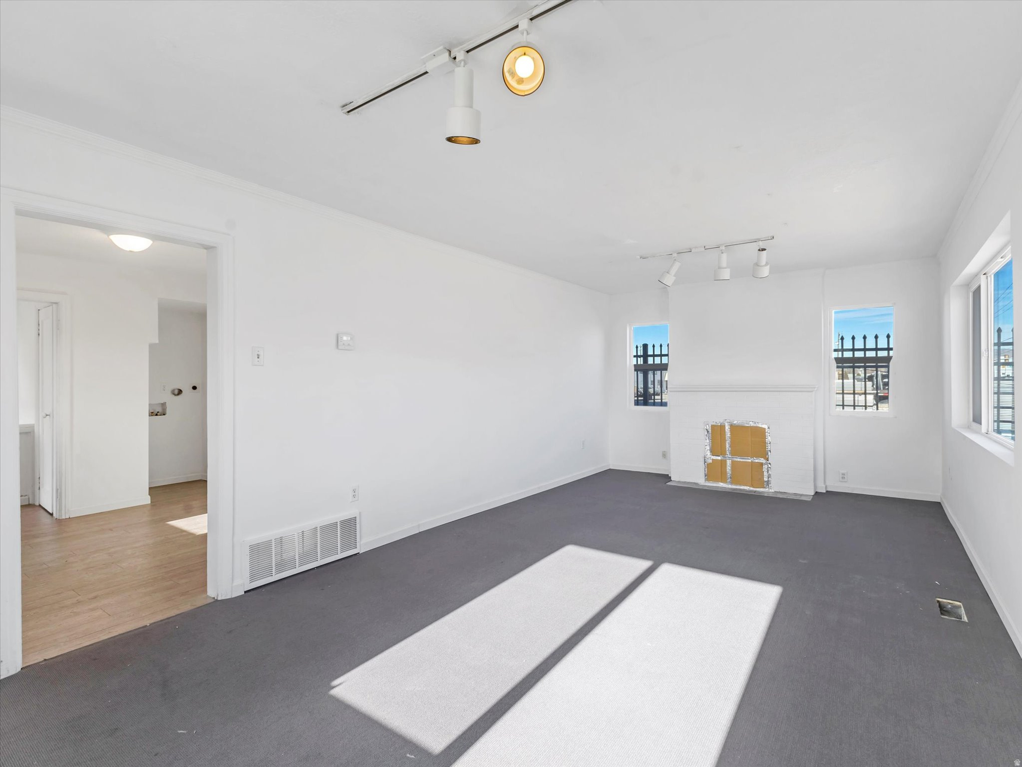 PLAT A BIG FIELD SUR - Commercial Sale