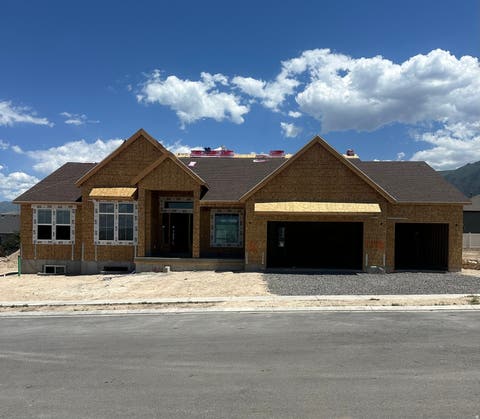 Photo of 1248 N BRAMBLE PL #32, Elk Ridge, UT 84651 (MLS # 2171191)