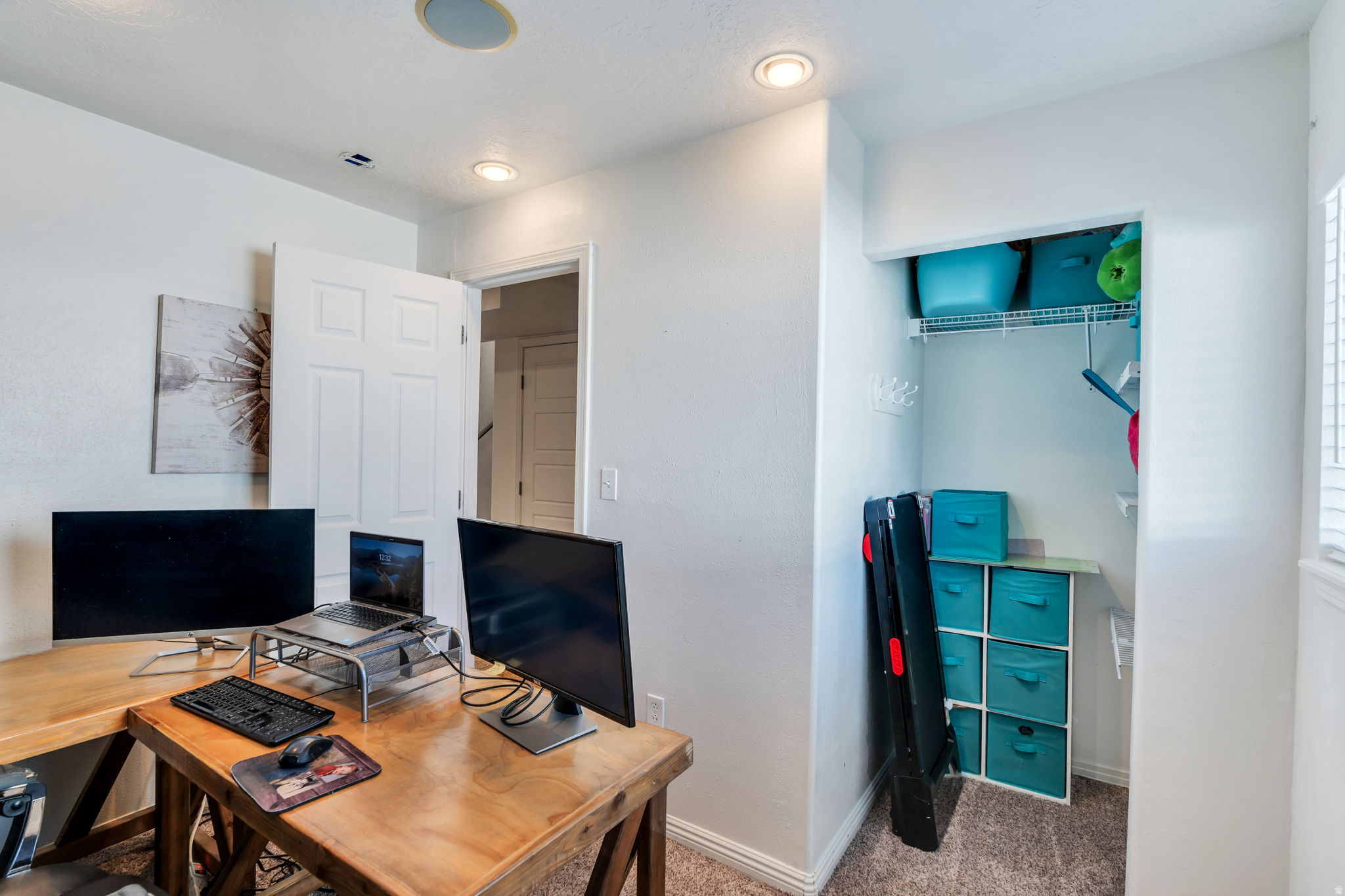 HILL CREEK - Residential