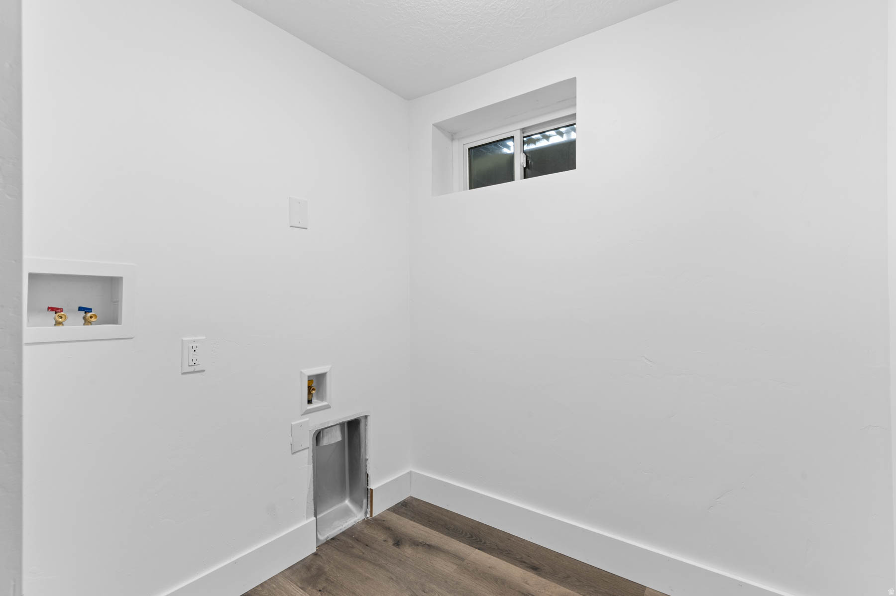 CAMELOT SUB - Residential