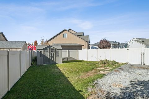 Tiny photo for 1158 S 1375 W, Clearfield, UT 84015 (MLS # 2122482)