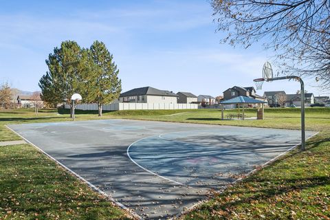 Tiny photo for 1158 S 1375 W, Clearfield, UT 84015 (MLS # 2122482)