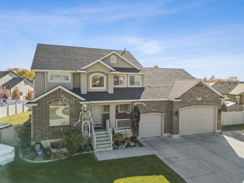 Tiny photo for 1158 S 1375 W, Clearfield, UT 84015 (MLS # 2122482)