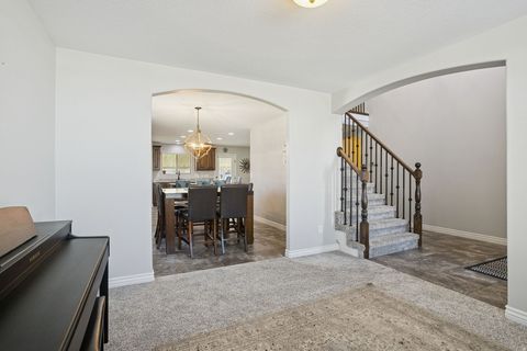 Tiny photo for 1158 S 1375 W, Clearfield, UT 84015 (MLS # 2122482)