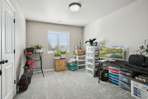 Tiny photo for 1158 S 1375 W, Clearfield, UT 84015 (MLS # 2122482)