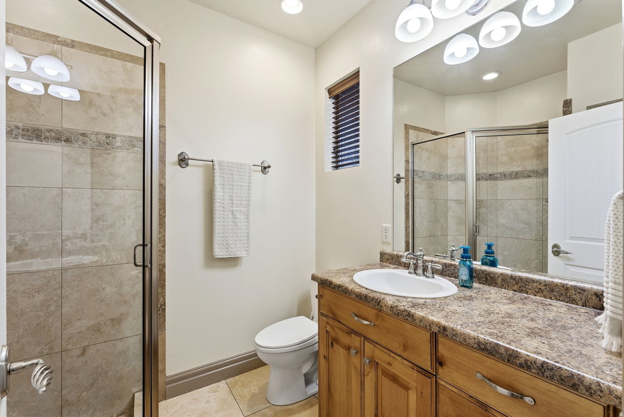 CASCADE COVE - Residential