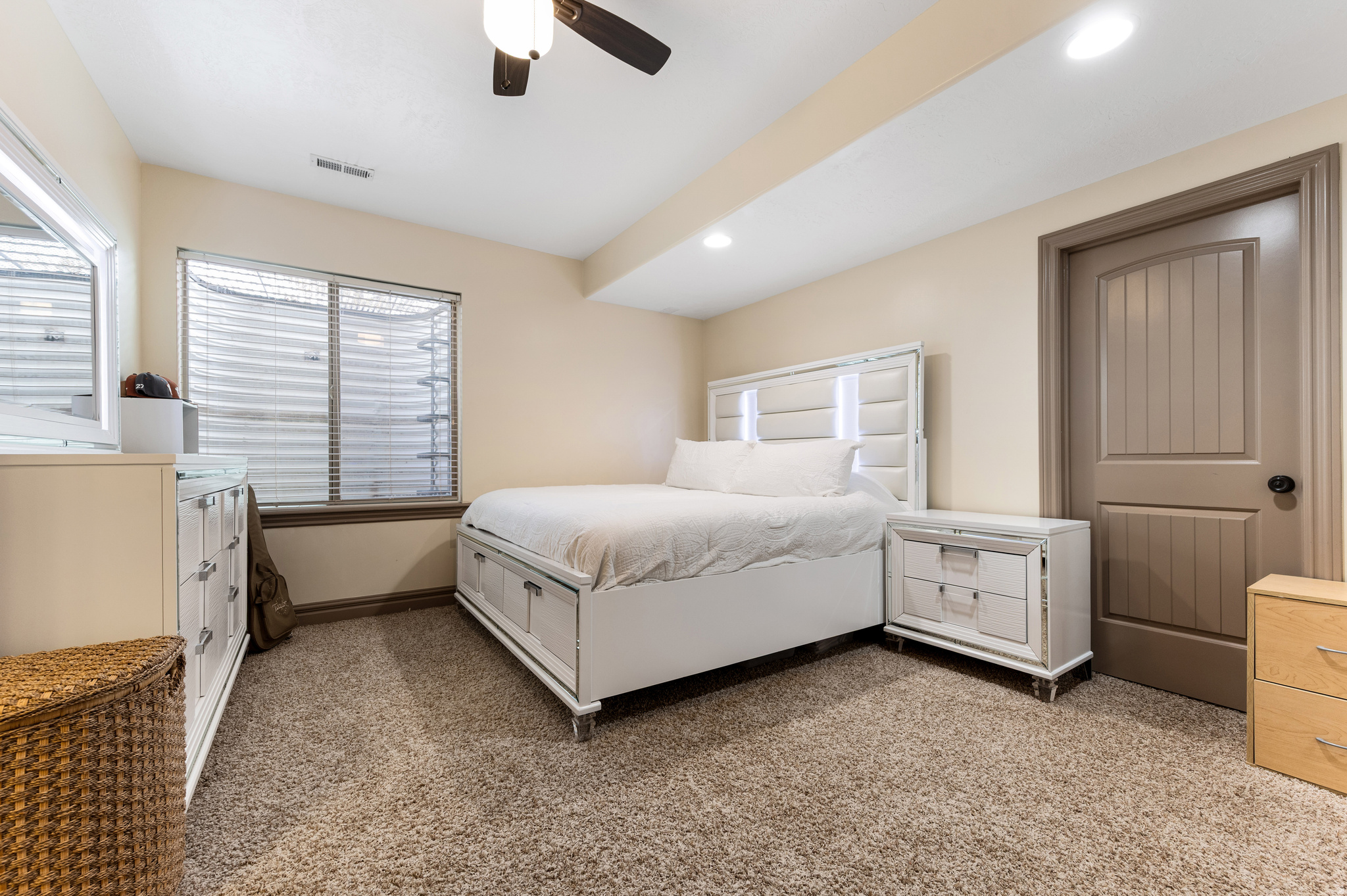 CASCADE COVE - Residential