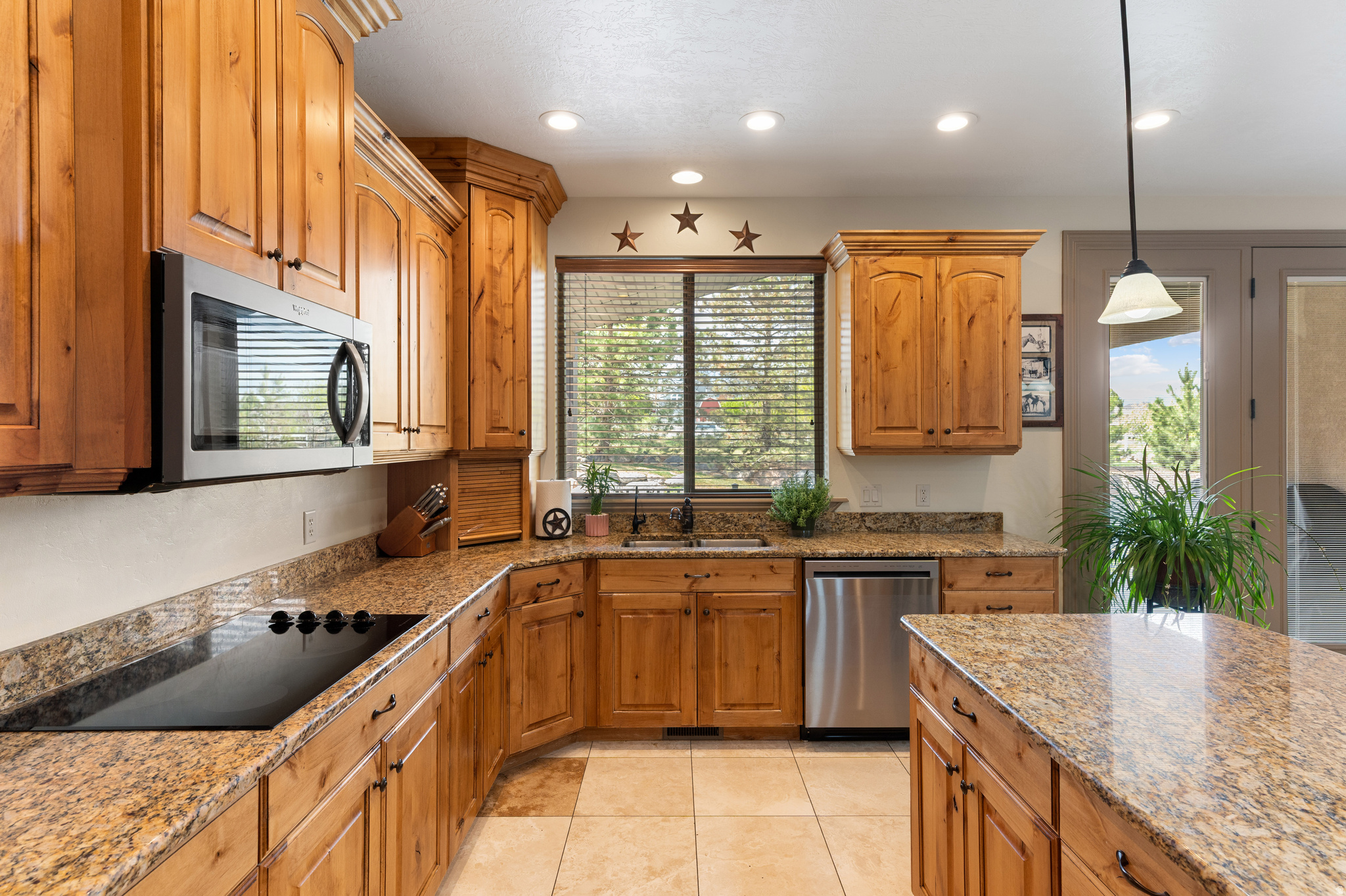 CASCADE COVE - Residential