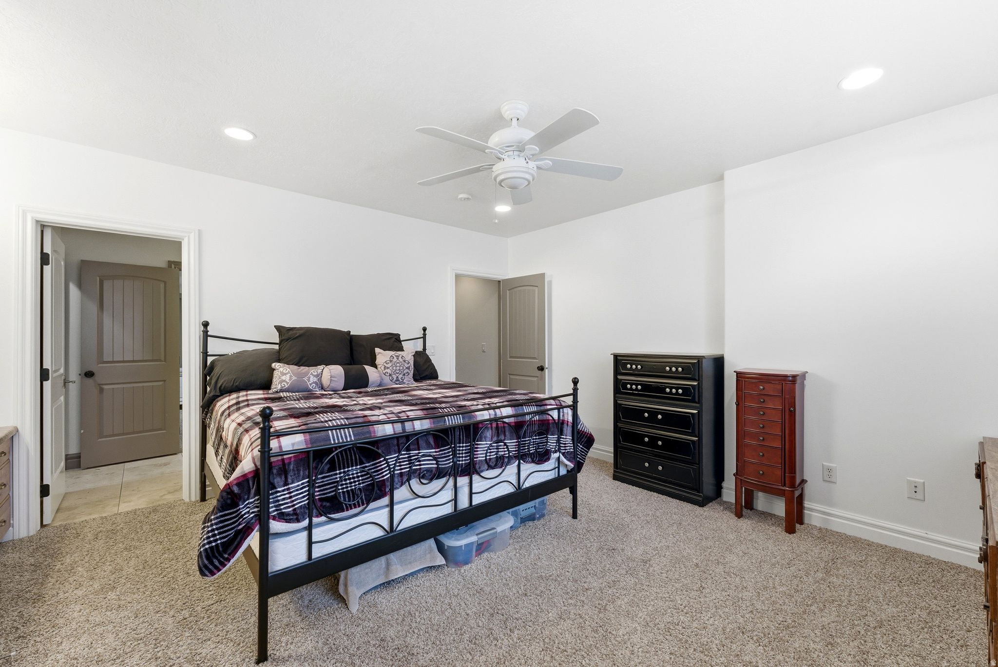 CASCADE COVE - Residential