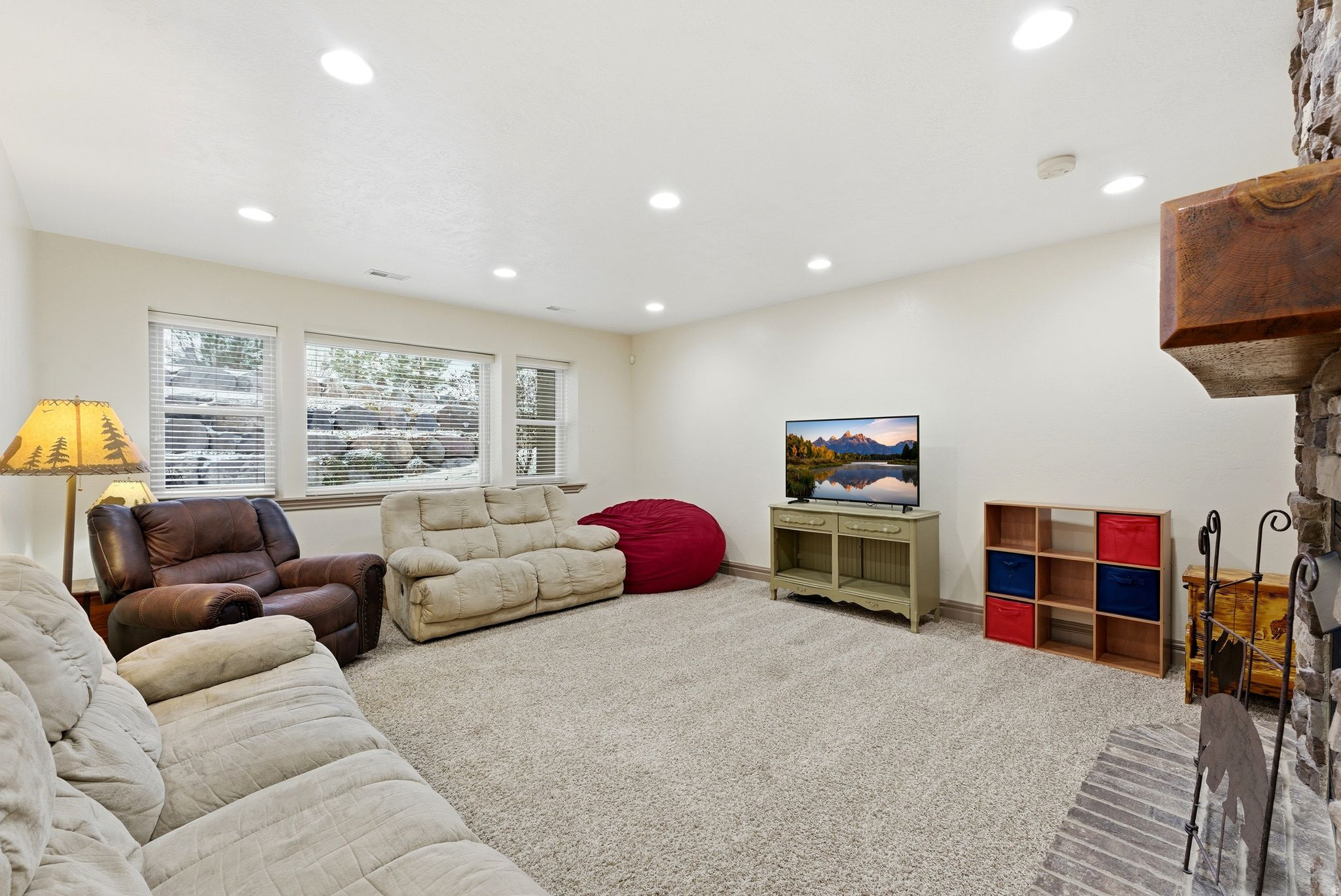 CASCADE COVE - Residential