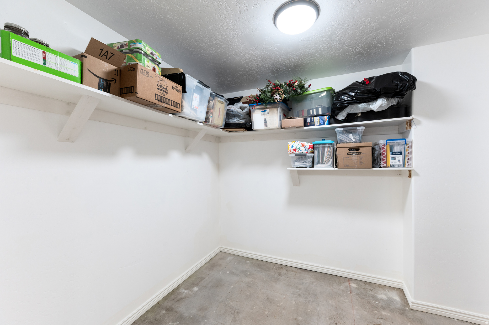 CASCADE COVE - Residential