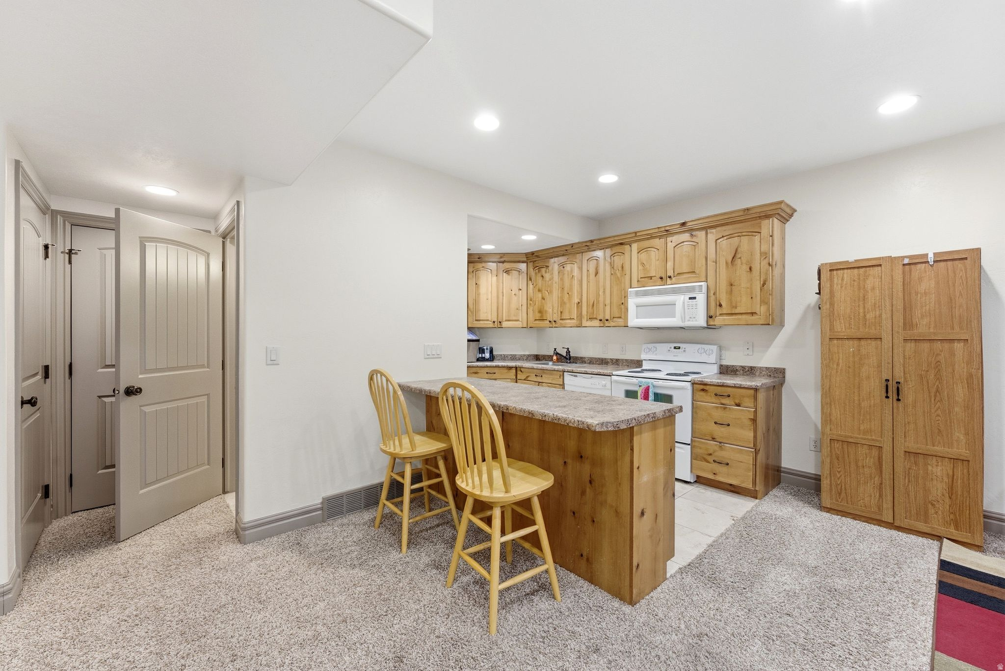 CASCADE COVE - Residential