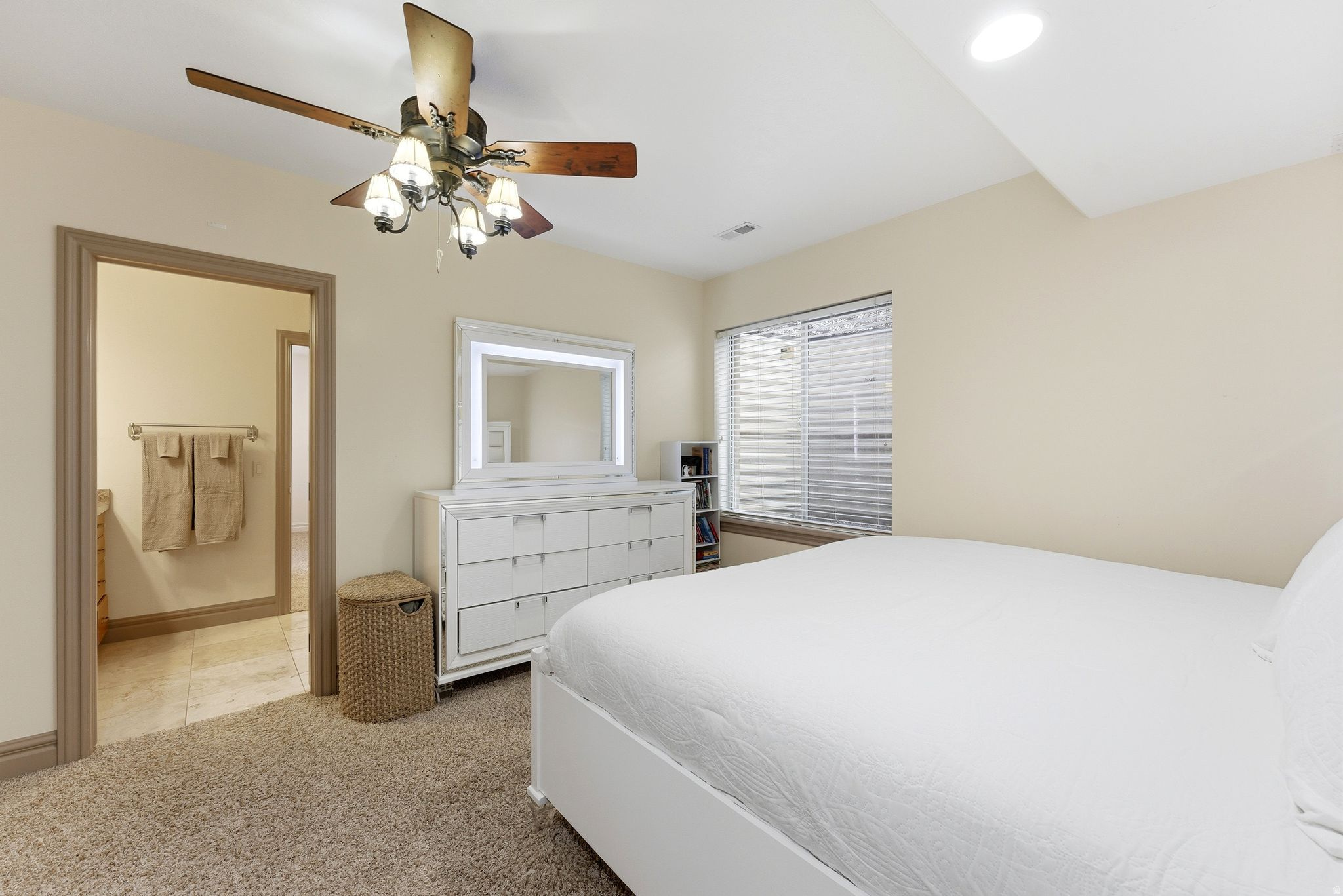 CASCADE COVE - Residential