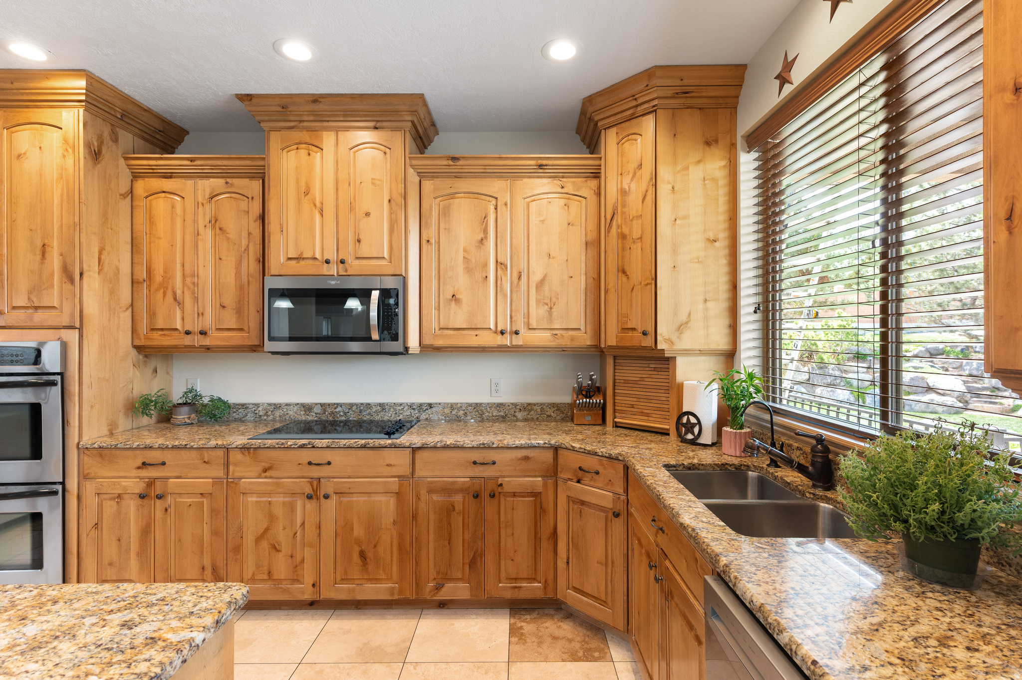 CASCADE COVE - Residential