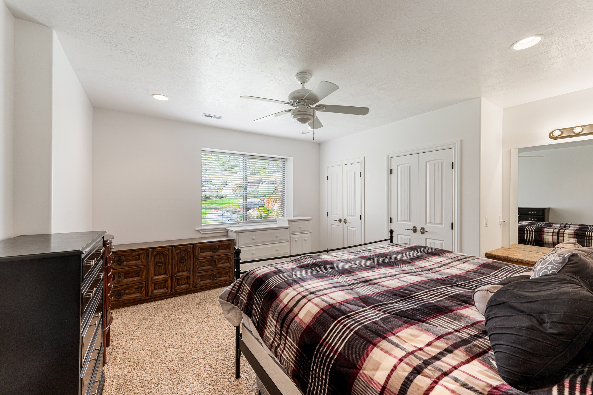 CASCADE COVE - Residential