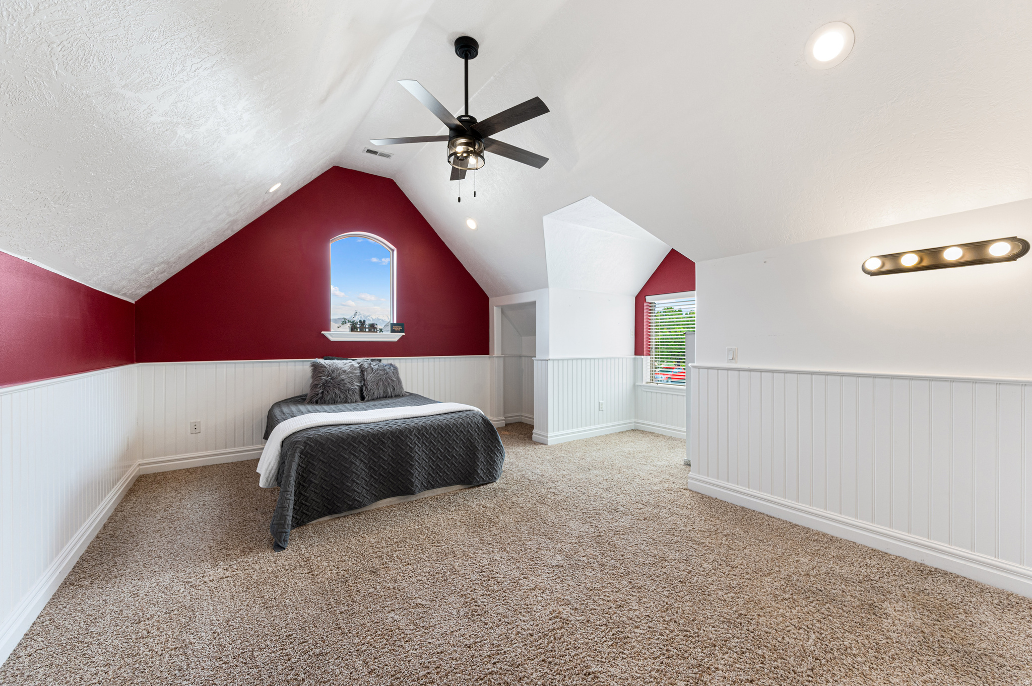 CASCADE COVE - Residential