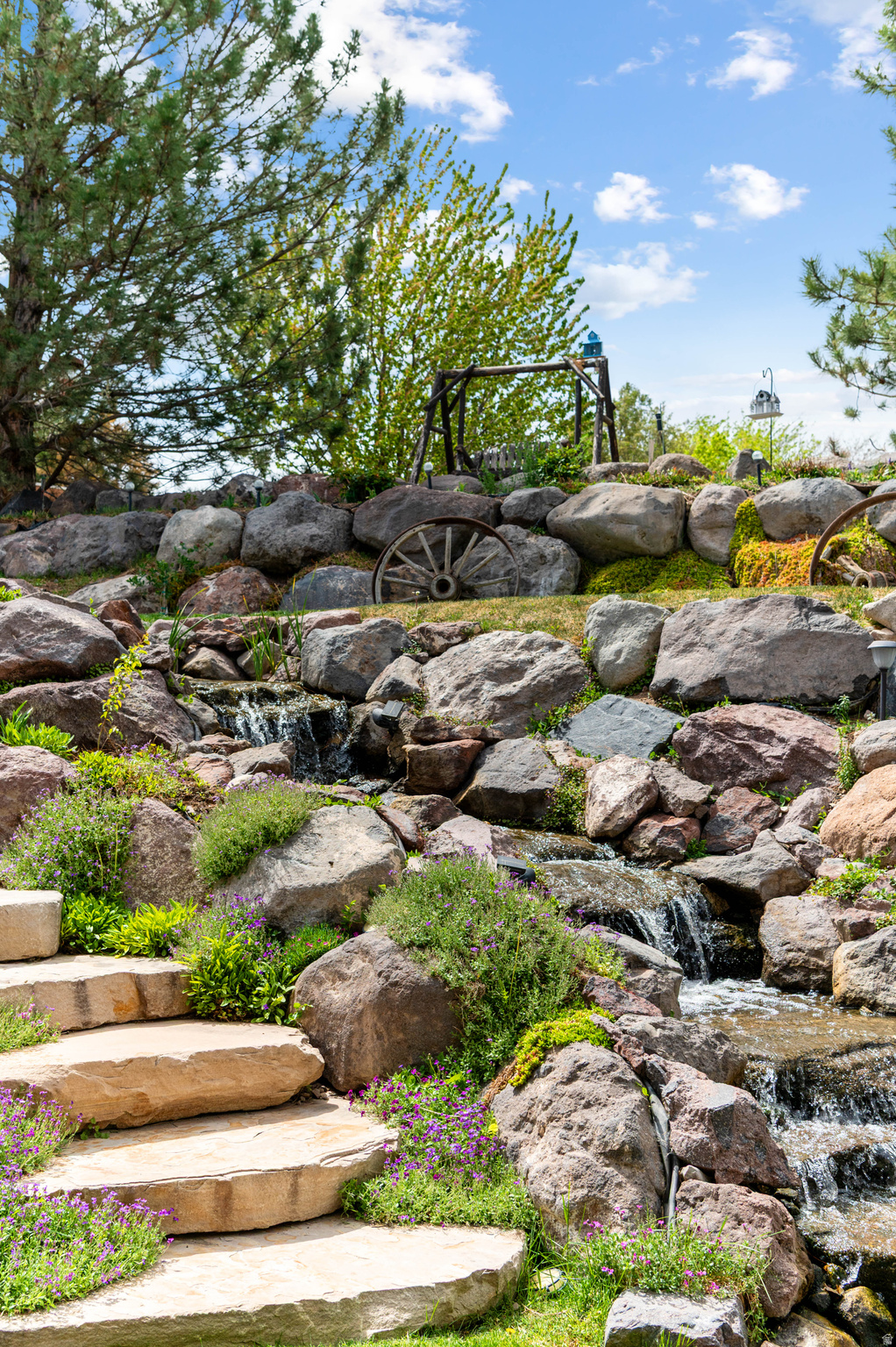 CASCADE COVE - Residential