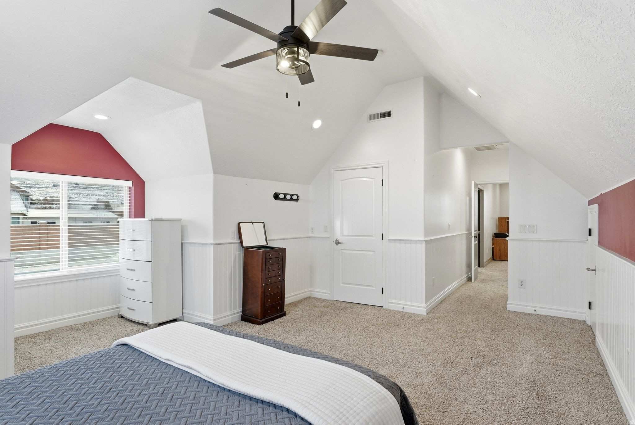 CASCADE COVE - Residential