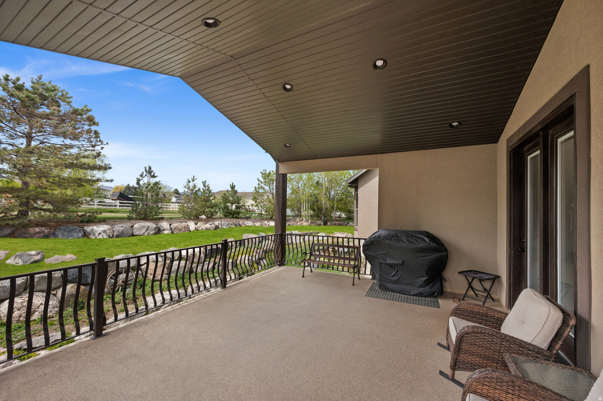 CASCADE COVE - Residential