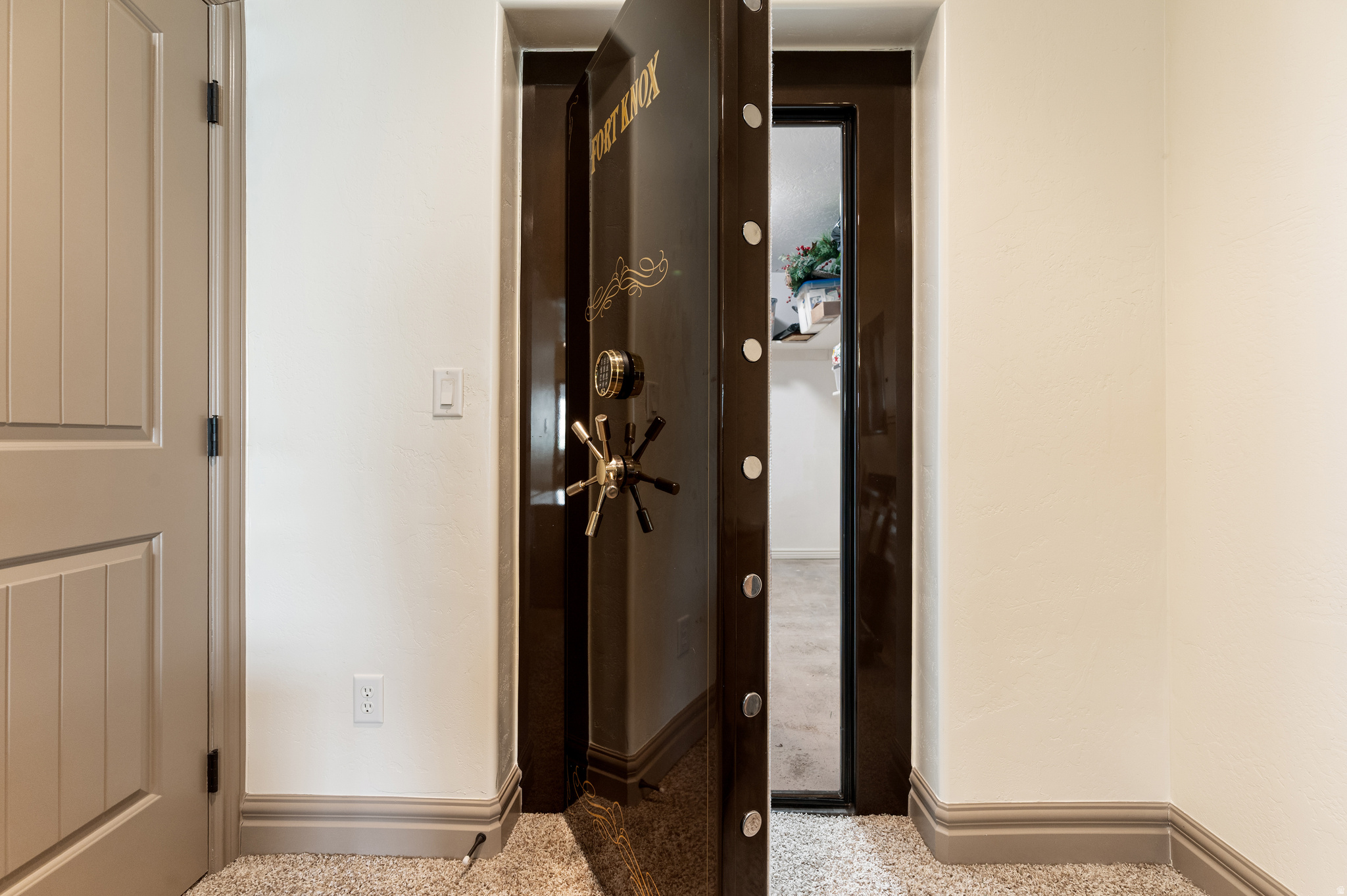 CASCADE COVE - Residential