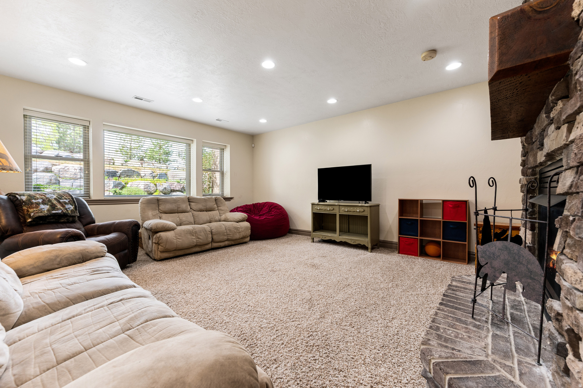 CASCADE COVE - Residential