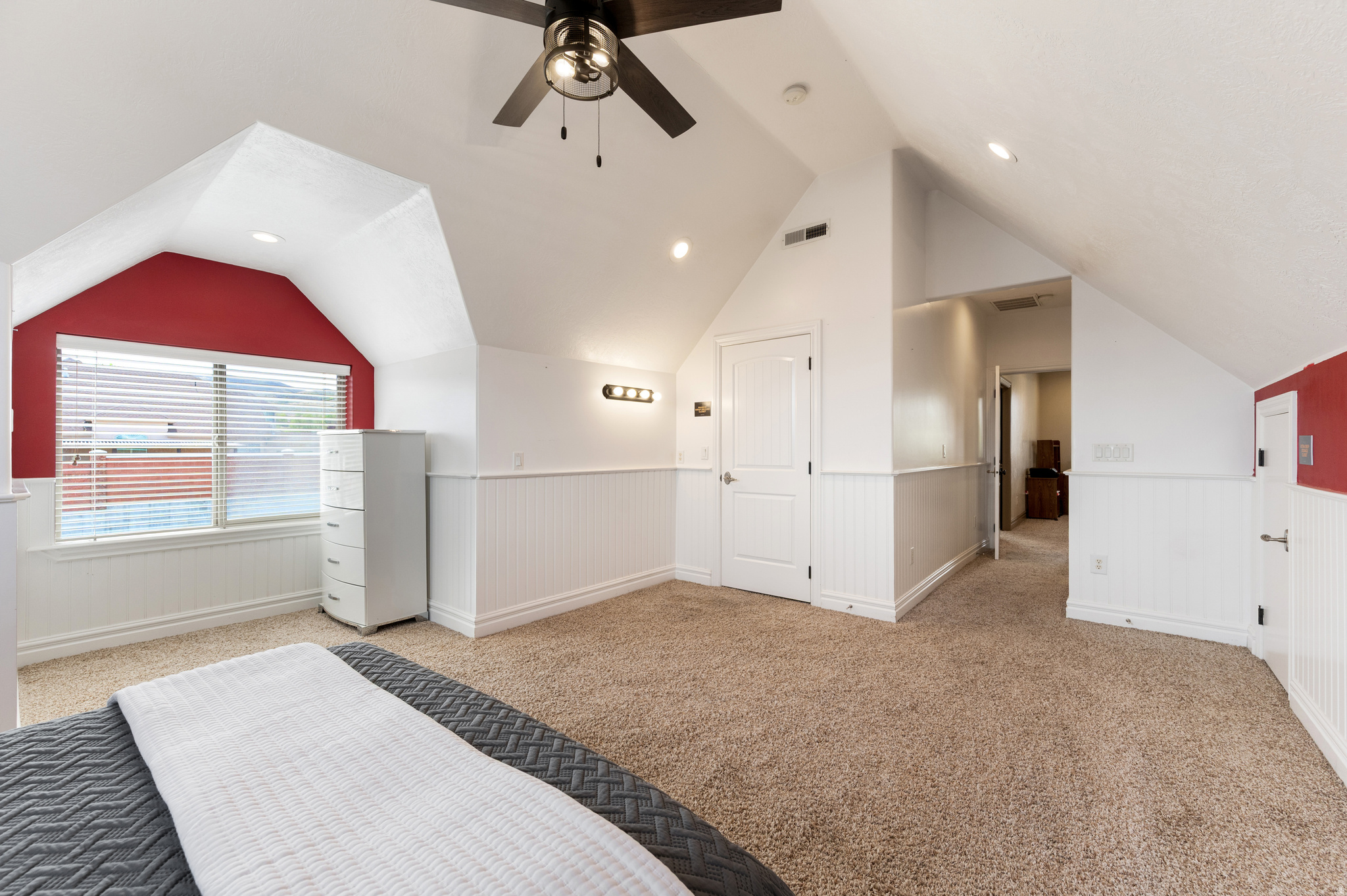 CASCADE COVE - Residential