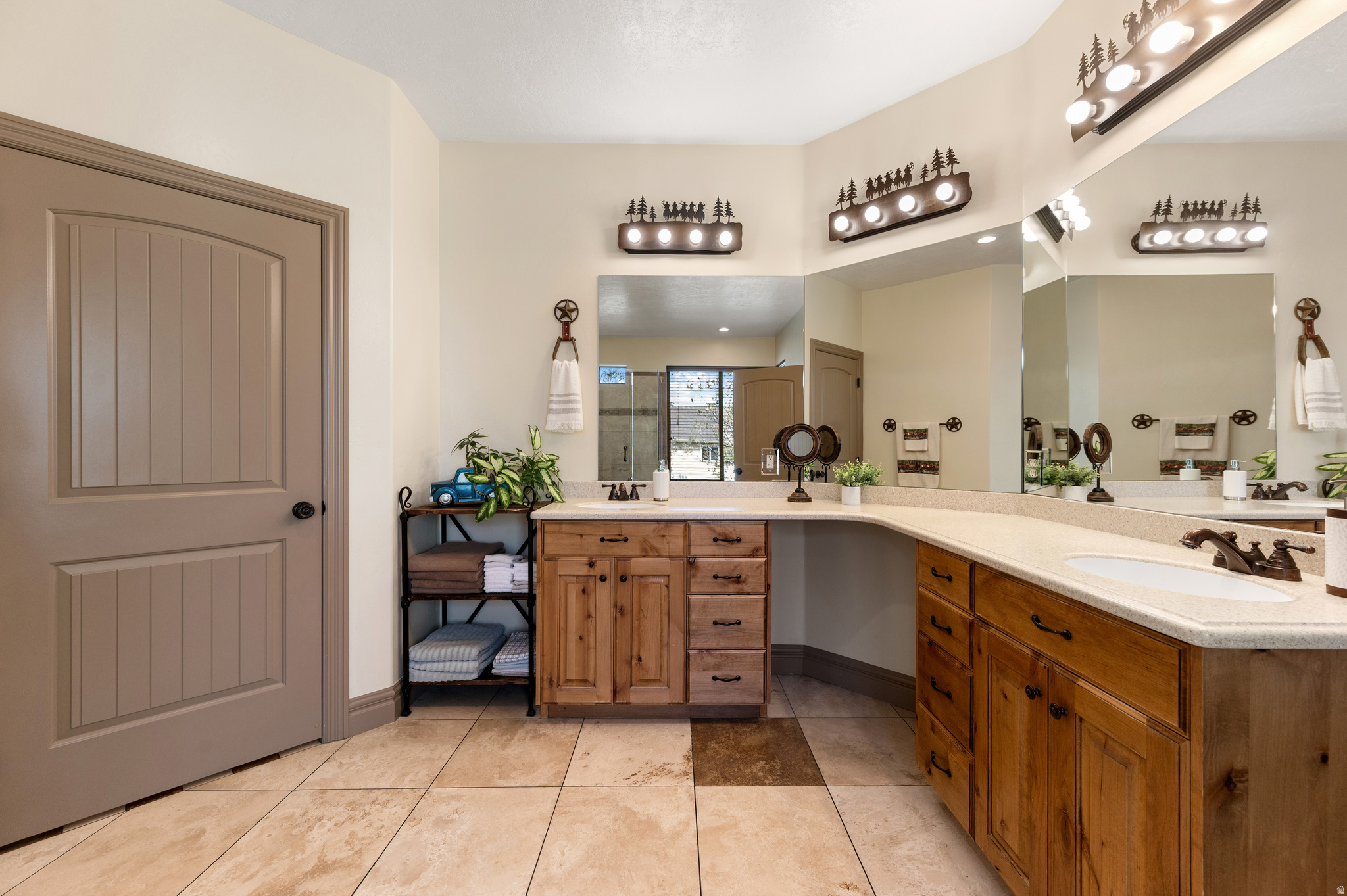 CASCADE COVE - Residential